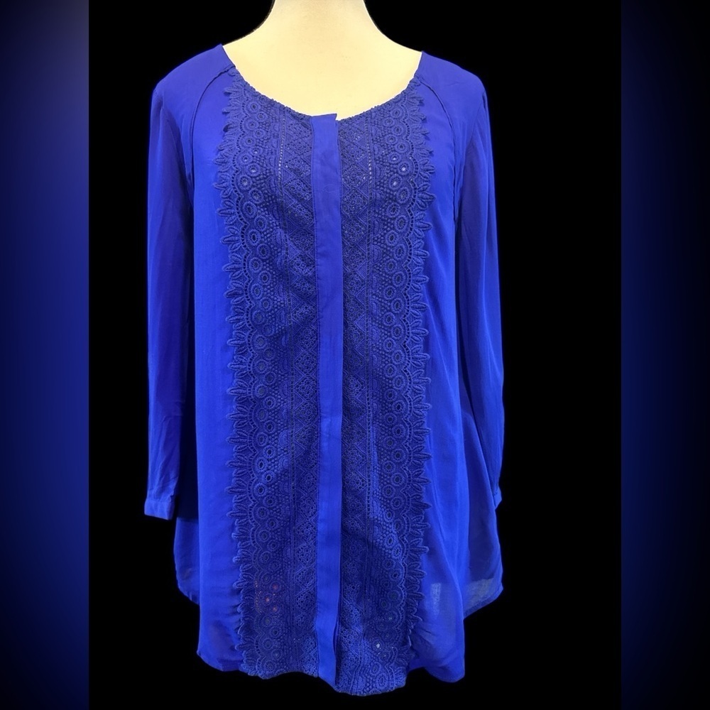 Maeve by Anthropology Elegant Blue Women's Top with Lace Detailing